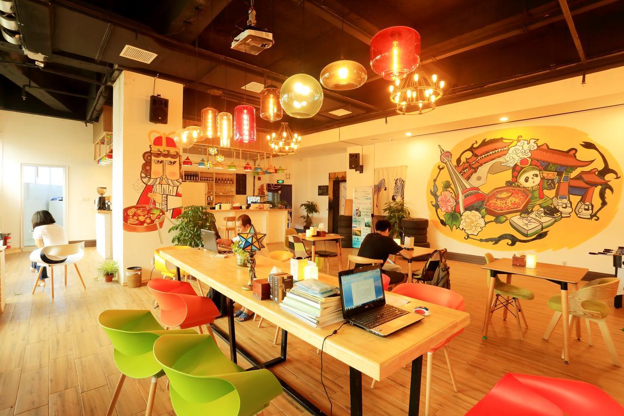 Infinite Stars Us Youth Hostel Chengdu Exterior photo